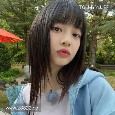 王若冰